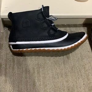 Sorel out and about boot
